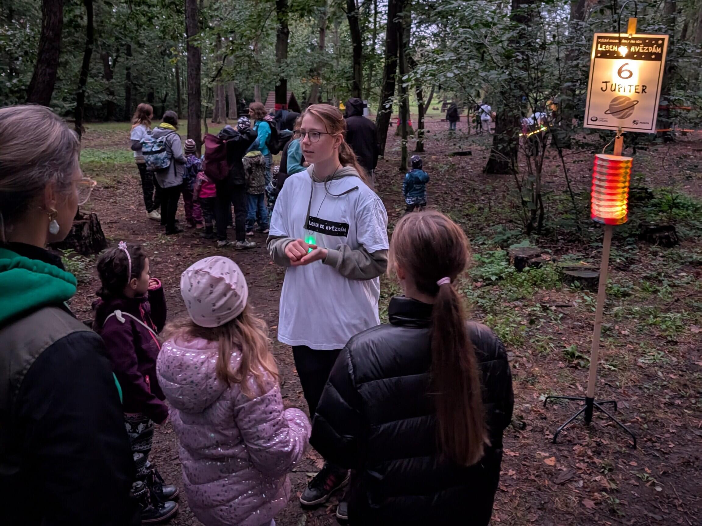 Lesem ke hvězdám